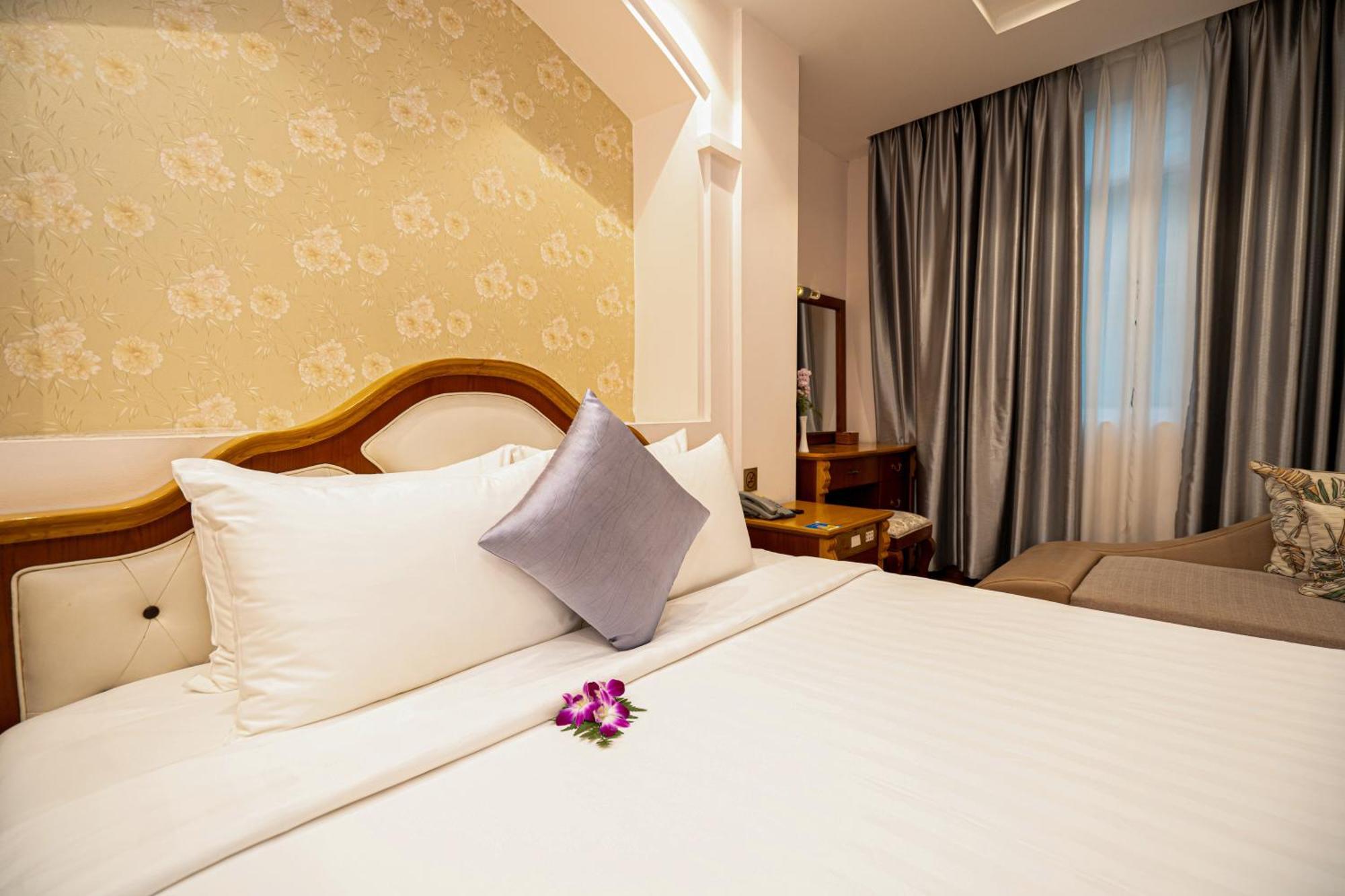 Cap Town Hotel Хошимин Екстериор снимка