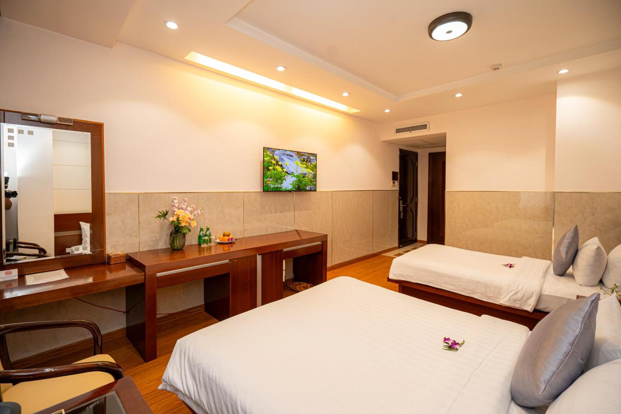 Cap Town Hotel Хошимин Екстериор снимка